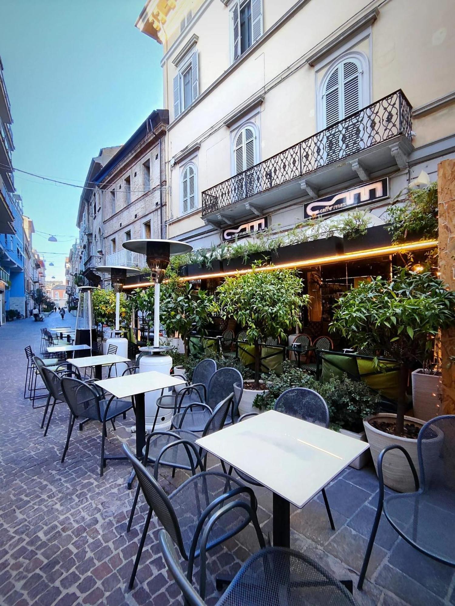 Loft Manhattan-Antica Vetreria San Benedetto del Tronto Bagian luar foto